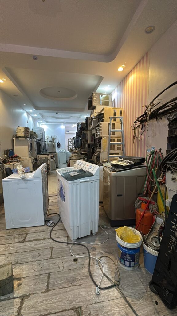 fb860037 851b 4e6f 89f5 f60b3d8b0ede